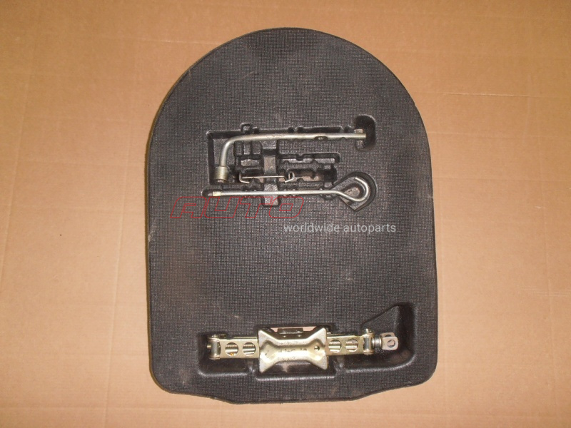 Trunk Trim/Filler Civic 5D 2006>2012