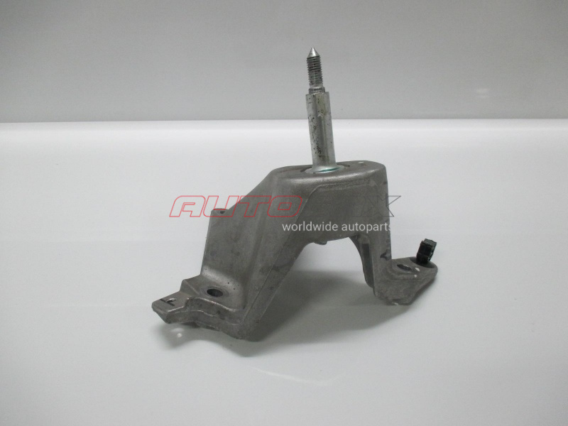 Engine/Transmission Mount Bracket Qashqai (J11) 2014>