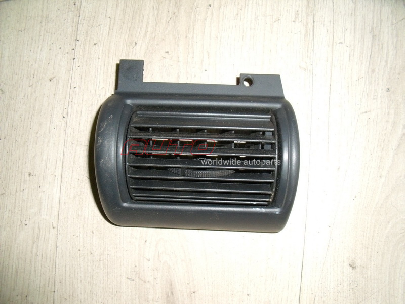 Dashboard Vent / Deflector Sebring/Stratus 2001>2006