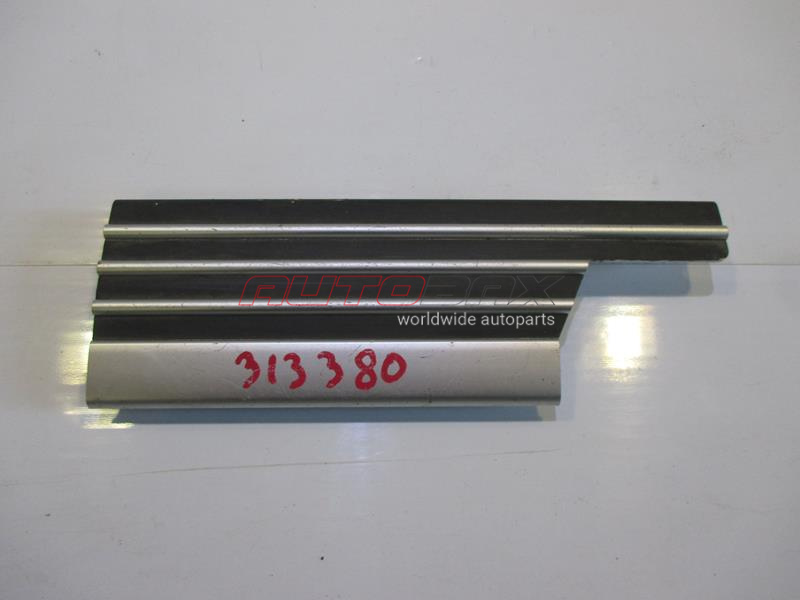 Right Threshold Trim / Scuff Plate Range Rover III (LM) 2002>2012