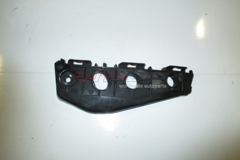 Bracket Front Bumper Left Corolla (E15) 2006>2013
