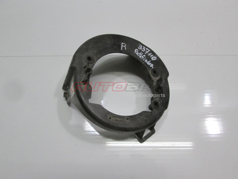Fog Light Bracket Pathfinder (R51M) 2004>2013
