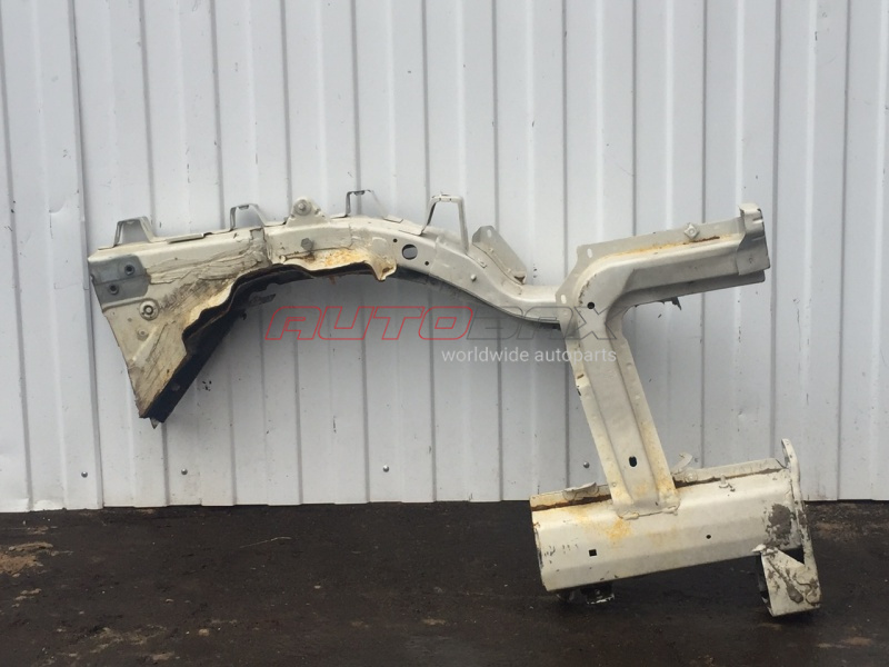 Side member Front (left) Touareg 2010>