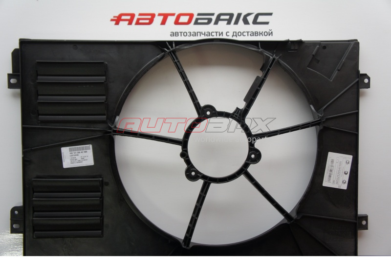 Diffuser/Diffuser With Fan Jetta 2011>