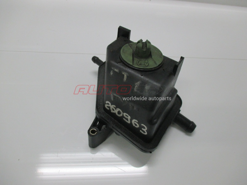 Power steering reservoir TT (N83) 1998>2006