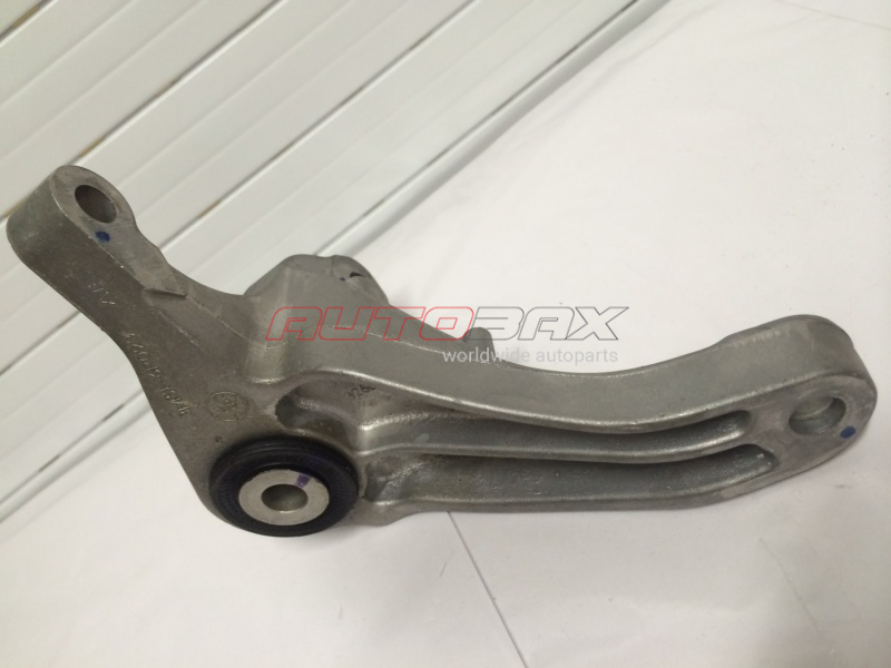Engine/Gearbox Mount Bracket V50 2004>