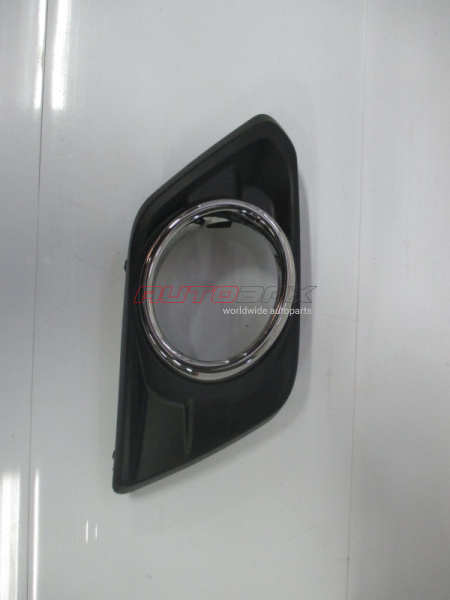 Fog Light Grille/Bezel X-Trail (T32) 2014>