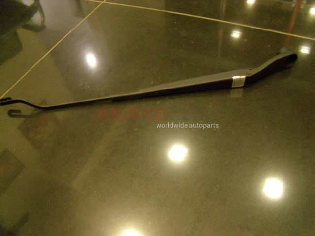 Wiper Arm Right Spectra 2001>
