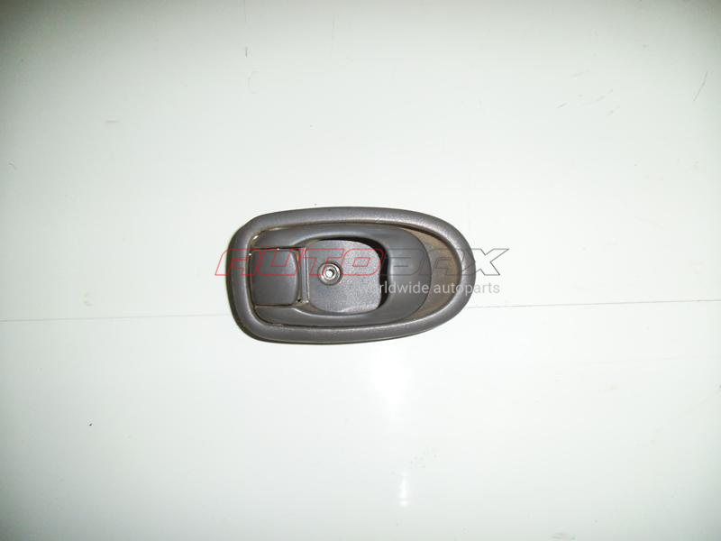 Door Handle Inner Right Spectra 2001>