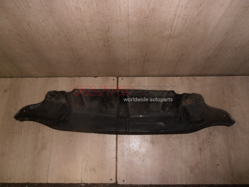 Jabot (Wiper Trapeze Trim) VolksWagen Touran 2003>2010