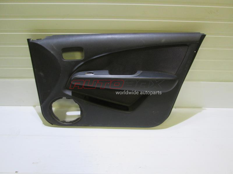 Front Right Door Trim Panel Outlander (CU) 2003>2009