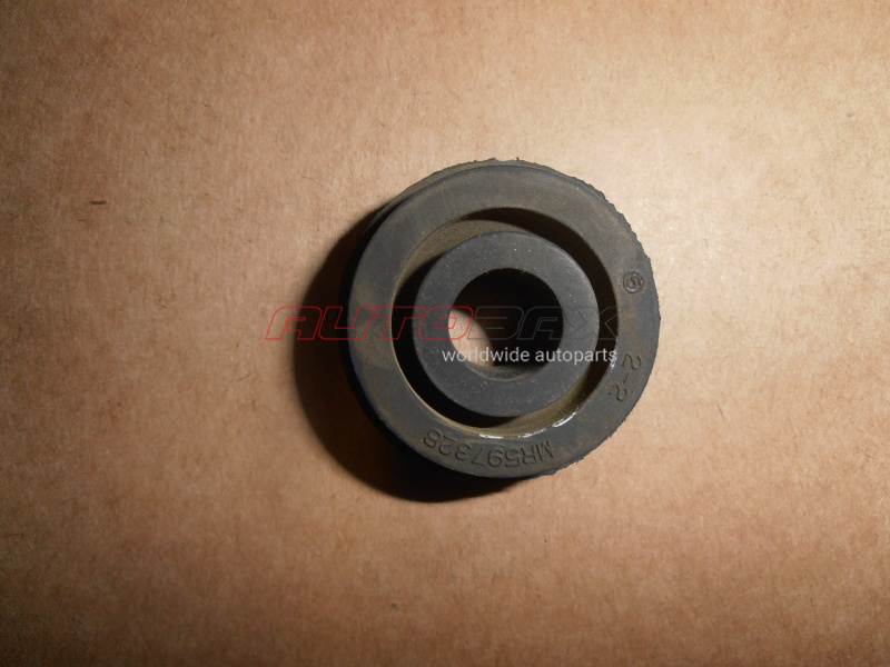 Cooling Radiator Mount/Bracket Lancer X (CY) 2007>