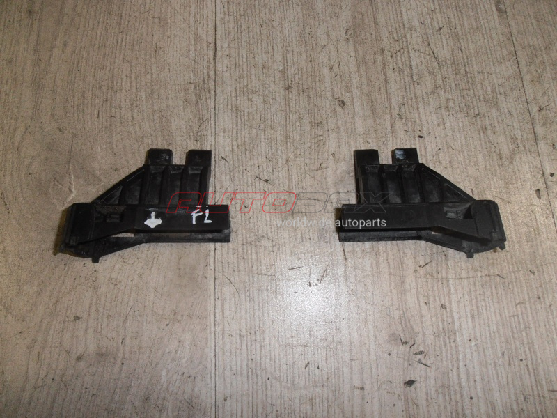 Cooling Radiator Mount/Bracket Yaris 2005>2011