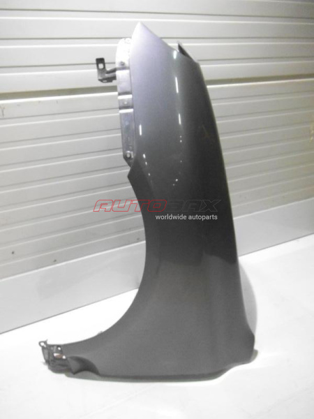 Fender Front Left Cayenne 2003>2010