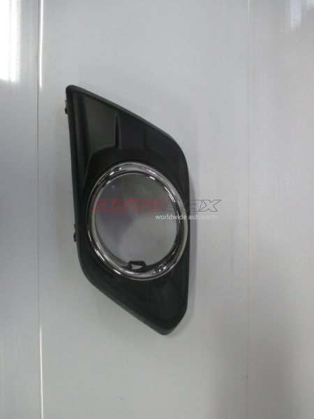 Fog Light Grille/Bezel X-Trail (T32) 2014>