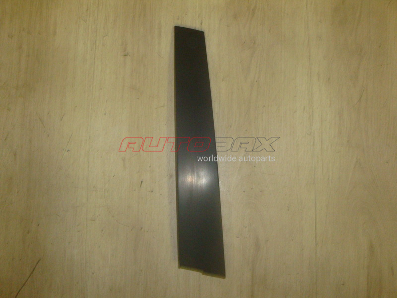 Front Right Door Molding/Trim Sebring/Stratus 2001>2006