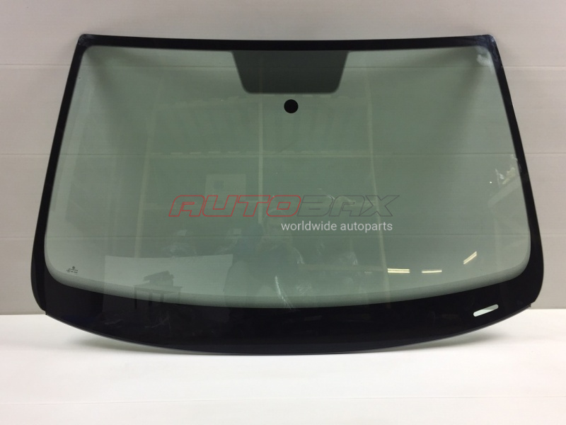 Glass Windshield Jetta 2011>
