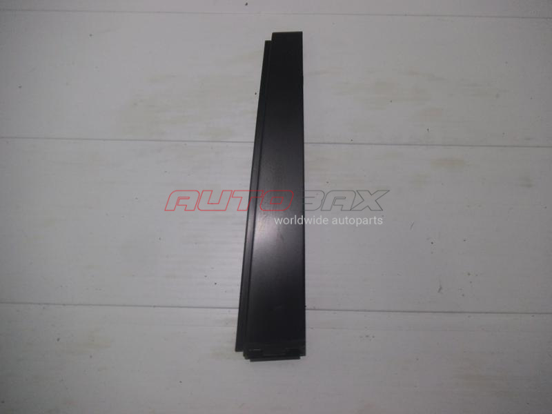 Molding / Trim Door Rear Left Touran 2003>2010