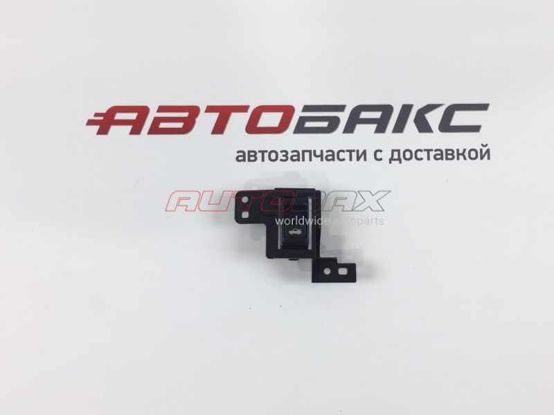 Trunk Release Button M-35/45 (Y50) 2004>2009