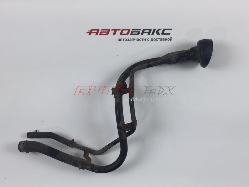 Fuel Filler Neck Infiniti QX-56 (JA60) 2004>2009