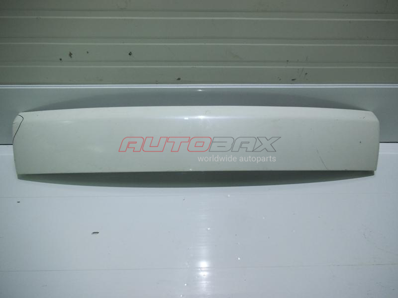 Door/Tailgate Molding/Trim Mitsubishi Pajero/Montero Sport (KH) 2008>2016