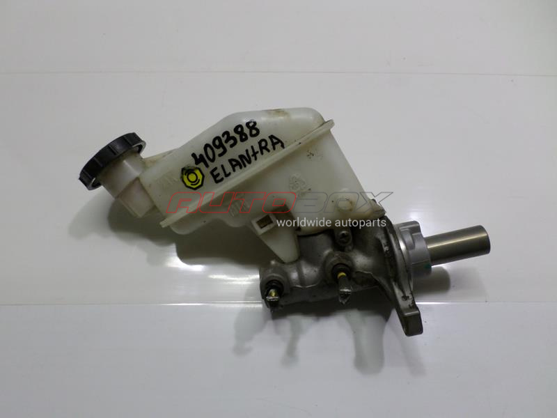 Brake Master Cylinder Elantra 2011>