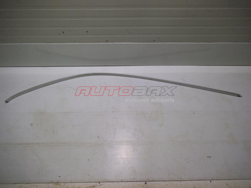 Roof Molding Left Porsche Cayenne 2003>2010
