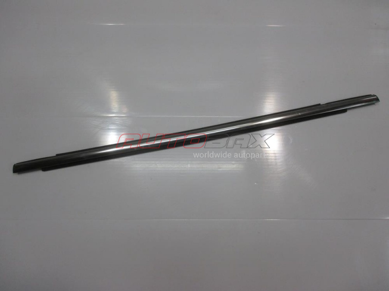 Rear Left Door Glass Seal Kuga ll 2012>