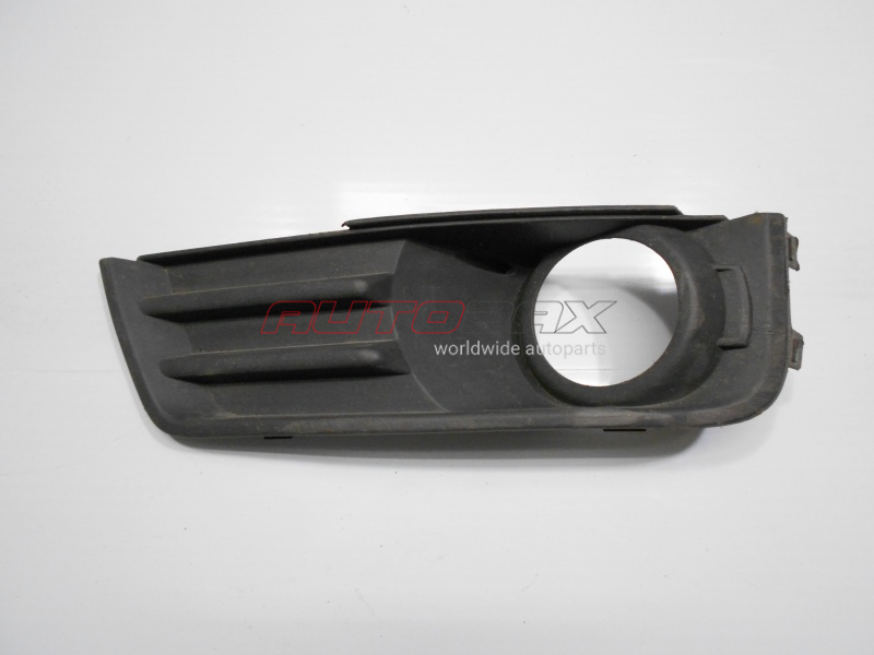 Fog Light Grille/Bezel C-Max 2004>2010