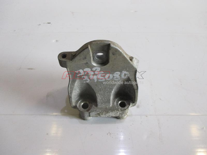 Engine/Transmission Mount Bracket Nissan Teana (J32) 2008>2013