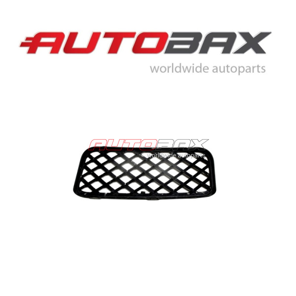 Grille In Bumper Left VolksWagen Touareg 2002>2010