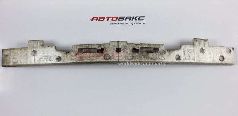 Bumper filler Infiniti M-35/45 (Y50) 2004>2009