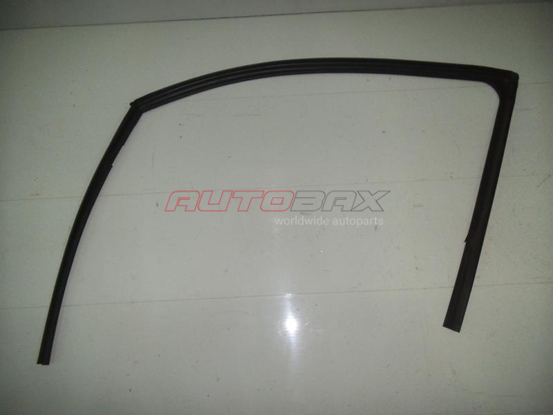 Front Left Door Glass Seal CX 5 2012>