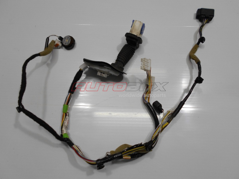 Front Left Door Wiring Harness Mazda 3 (BK) 2002>2009