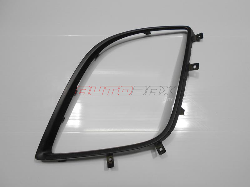 Fog Light Grille/Bezel CX 7 2007>