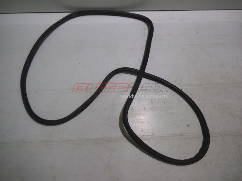 Door Opening Seal Porsche Cayenne 2003>2010