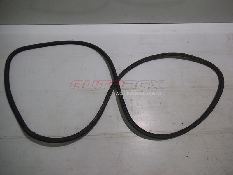 Door Opening Seal Porsche Cayenne 2003>2010