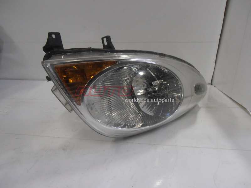 Headlight Left Note (E11) 2006>2012