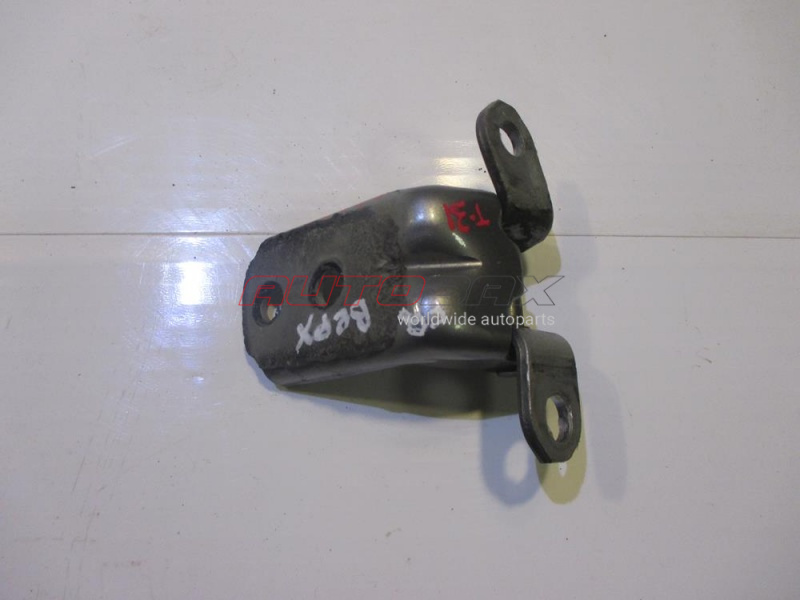 Front Right Door Hinge X-Trail (T31) 2007>2014