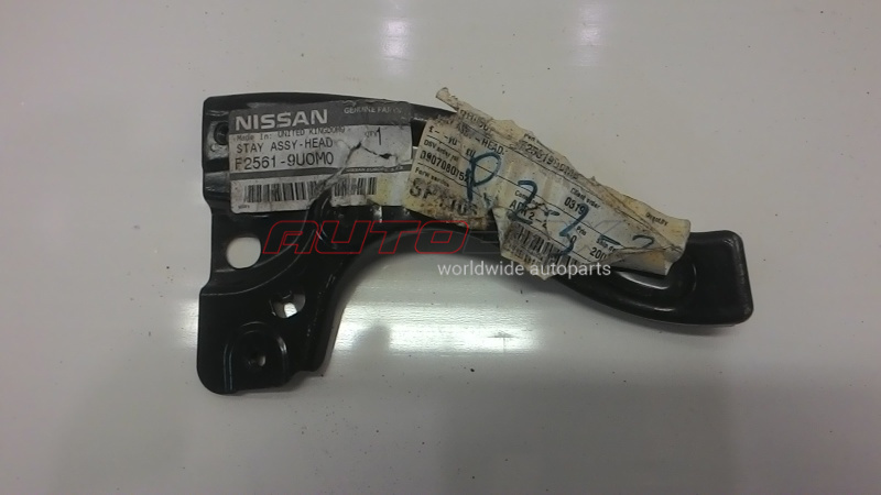 Bracket Headlight Left Nissan Note (E11) 2006>2012