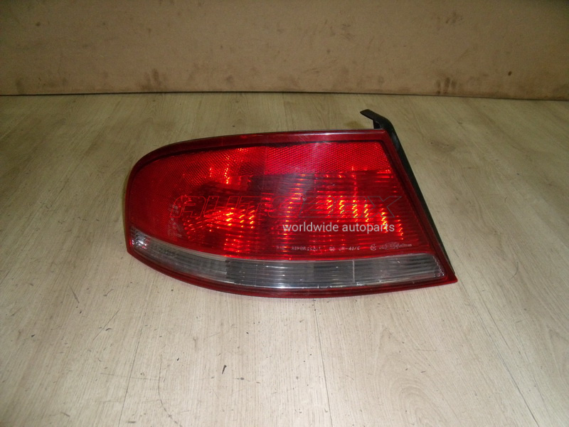 Light Rear Left Sebring/Stratus 2001>2006