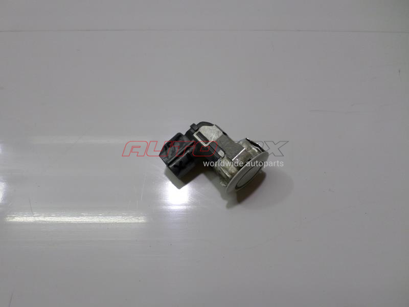 Parking Sensor / Parking Sensor Bracket QX-70/FX (S51) 2008>