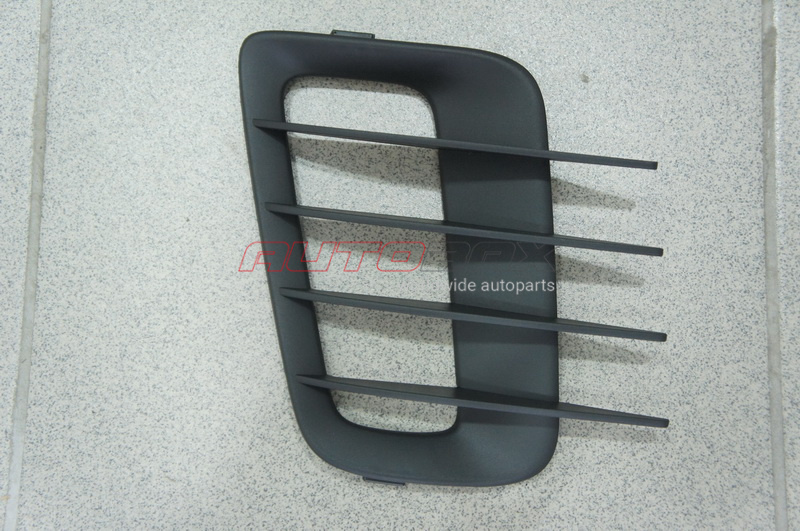 Grille/Fog Lamp C-Max 2004>2010