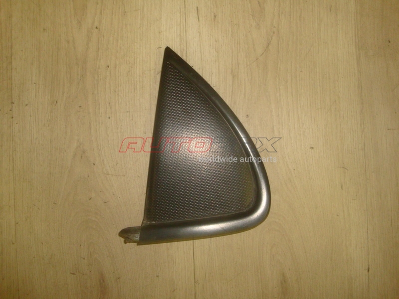 Rear Left Door Molding / Trim Sebring/Stratus 2001>2006