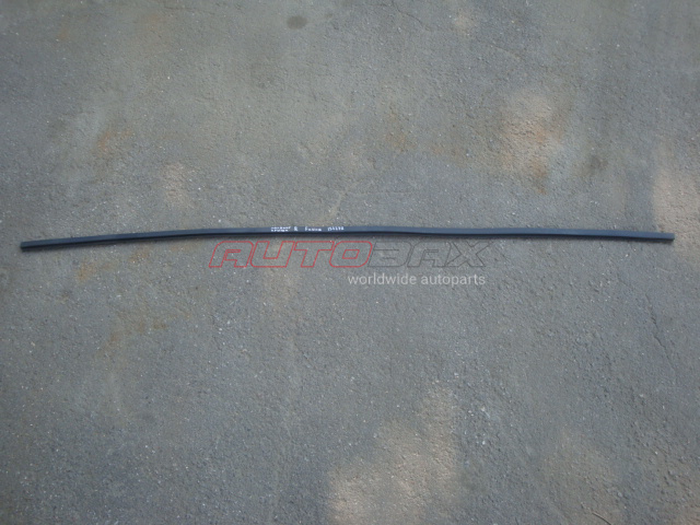 Roof Molding Right Fusion 2002>