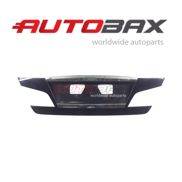 Door/Tailgate Molding/Trim Infiniti M-35/45 (Y50) 2004>2009