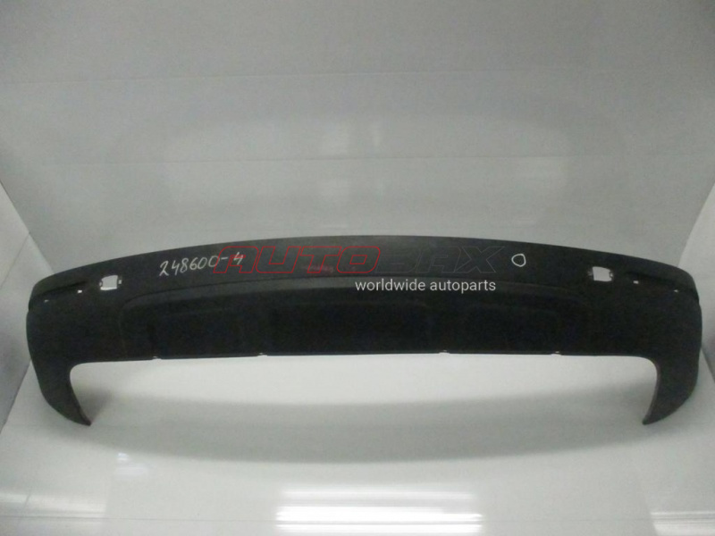 Molding/Bumper Trim Rear Touareg 2002>2010