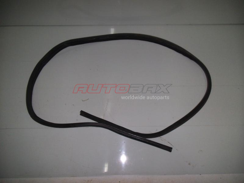 Door Opening Seal Sebring/Stratus 2001>2006
