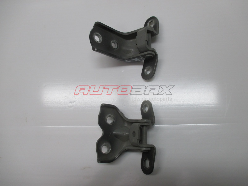 Front Right Door Hinge Rio 2011>