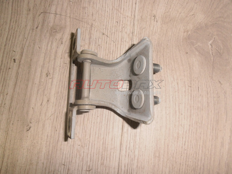 Door/Tailgate Hinge Orlando 2011>